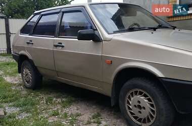 Хэтчбек ВАЗ 2109 1997 в 