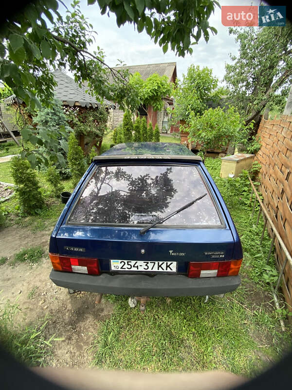 Хэтчбек ВАЗ / Lada 2109 2005 в Черкассах