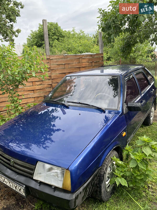 Хэтчбек ВАЗ / Lada 2109 2005 в Черкассах