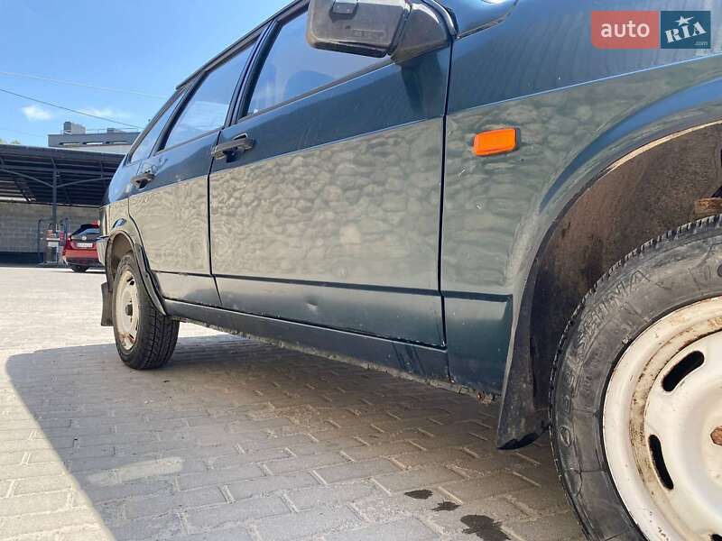 Хэтчбек ВАЗ / Lada 2109 2002 в Тернополе