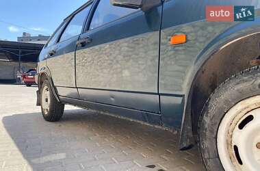 Хэтчбек ВАЗ / Lada 2109 2002 в 
