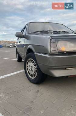Хэтчбек ВАЗ 2109 1990 в 
