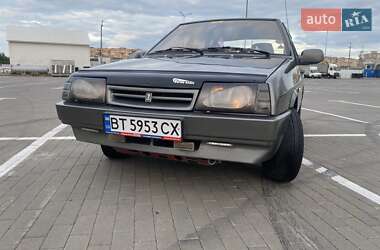 Хэтчбек ВАЗ 2109 1990 в 