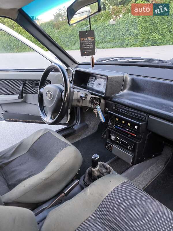 Хетчбек ВАЗ / Lada 2109 1991 в Дніпрі