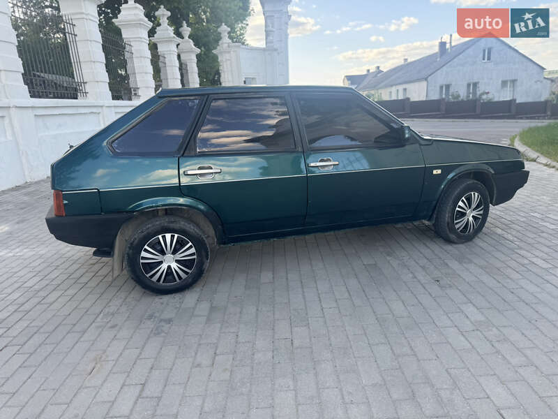 Хэтчбек ВАЗ / Lada 2109 1998 в Тернополе
