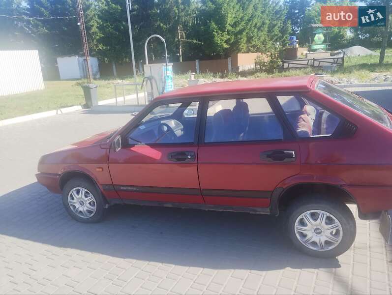Хэтчбек ВАЗ / Lada 2109 1991 в Барановке
