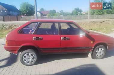 Хэтчбек ВАЗ 2109 1991 в 