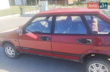 Хэтчбек ВАЗ 2109 1991 в 