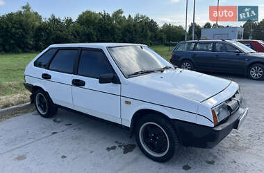 Хэтчбек ВАЗ 2109 1988 в 