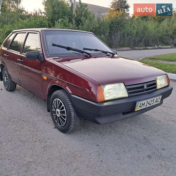 Хетчбек ВАЗ / Lada 2109 2005 в Брусилові