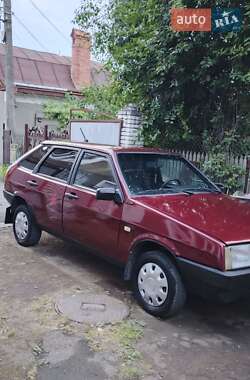 Хэтчбек ВАЗ 2109 1998 в 