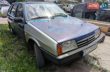 Хэтчбек ВАЗ 2109 2004 в 