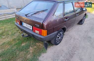 Хэтчбек ВАЗ 2109 1992 в 