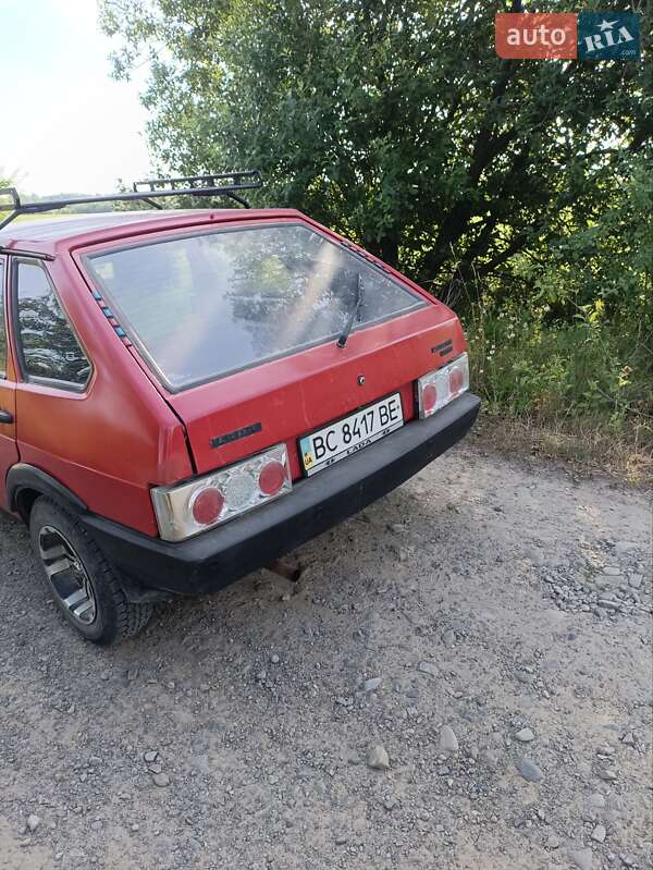 Хэтчбек ВАЗ / Lada 2109 1994 в Стрые