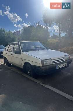 Хэтчбек ВАЗ 2109 1995 в 