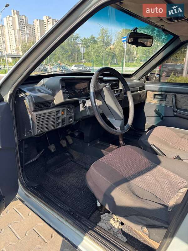 Хэтчбек ВАЗ / Lada 2109 2003 в Киеве