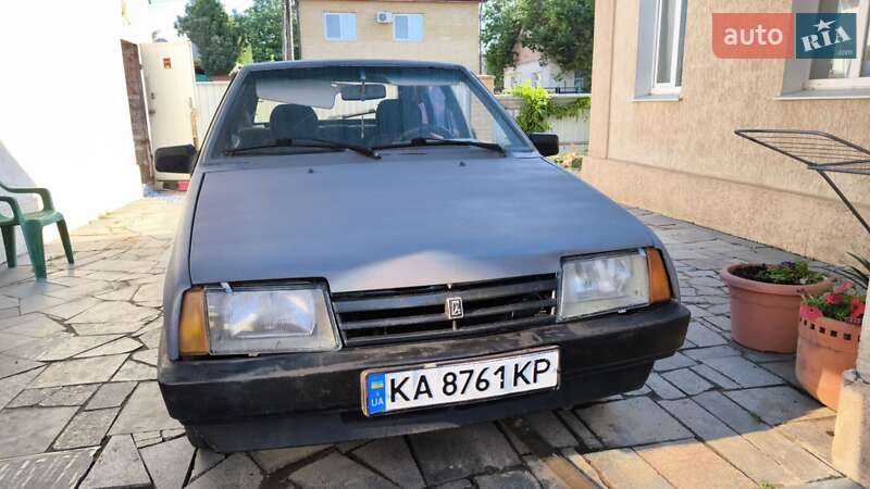 Хэтчбек ВАЗ / Lada 2109 2001 в Звенигородке