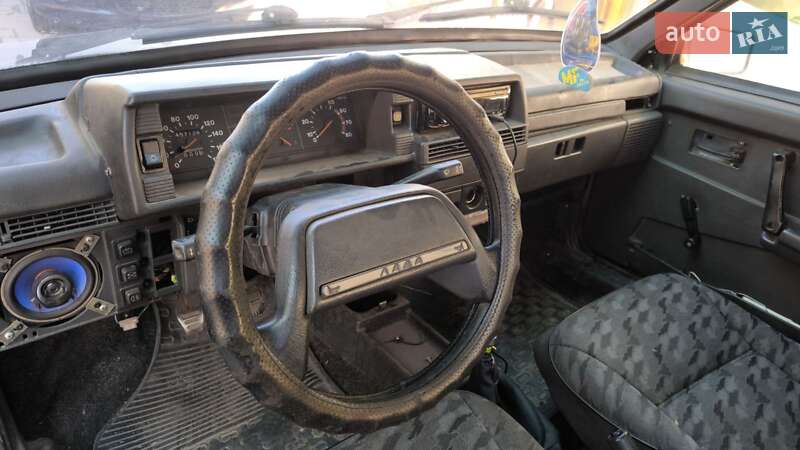 Хэтчбек ВАЗ / Lada 2109 2001 в Звенигородке