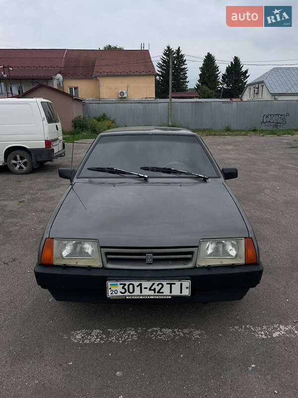 Хэтчбек ВАЗ 2109 1990 в 