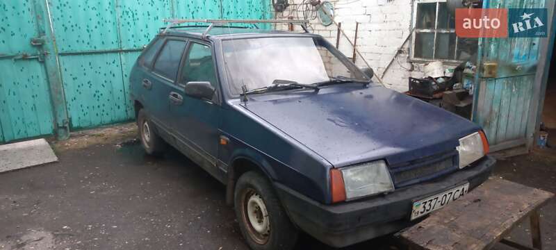 Хэтчбек ВАЗ / Lada 2109 1988 в Глухове