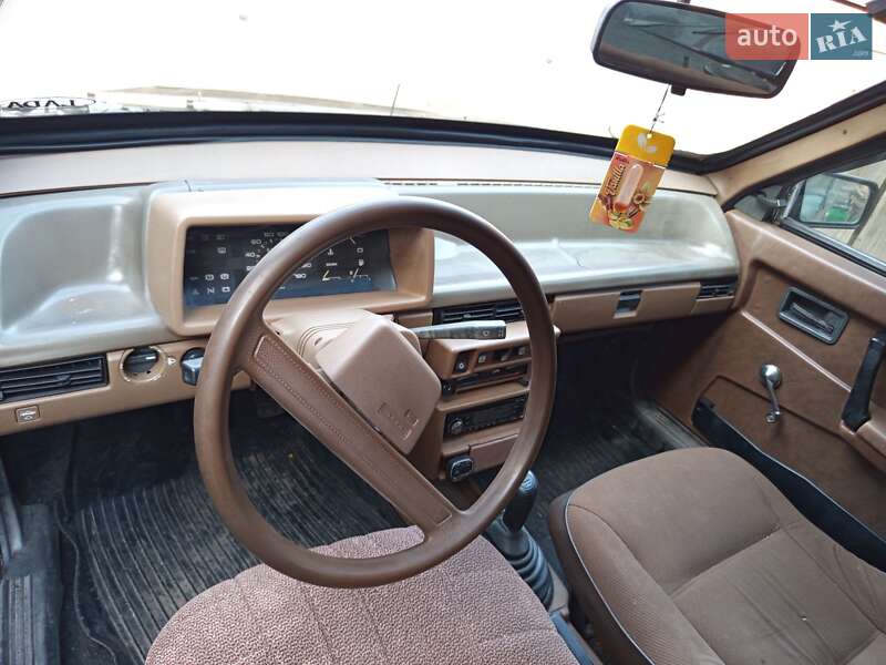 Хетчбек ВАЗ / Lada 2109 1988 в Олександрії