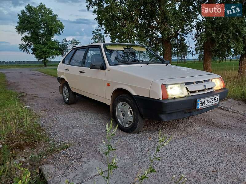 Хэтчбек ВАЗ / Lada 2109 1989 в Шостке