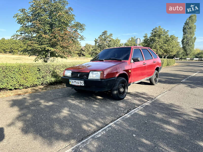 Хэтчбек ВАЗ / Lada 2109 1995 в Одессе