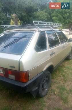Хэтчбек ВАЗ / Lada 2109 1990 в 
