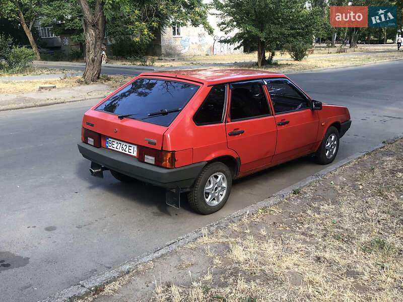 Хетчбек ВАЗ / Lada 2109 1991 в Миколаєві