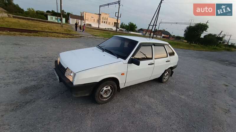 Хэтчбек ВАЗ 2109 2005 в 