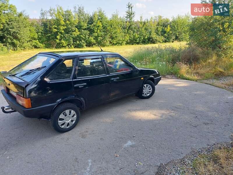 Хетчбек ВАЗ / Lada 2109 1992 в Умані