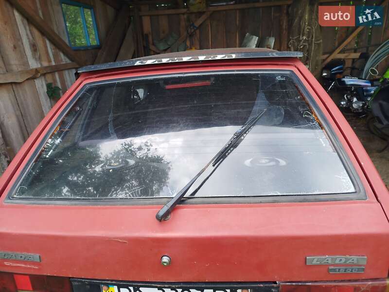Хэтчбек ВАЗ / Lada 2109 1992 в Вараше