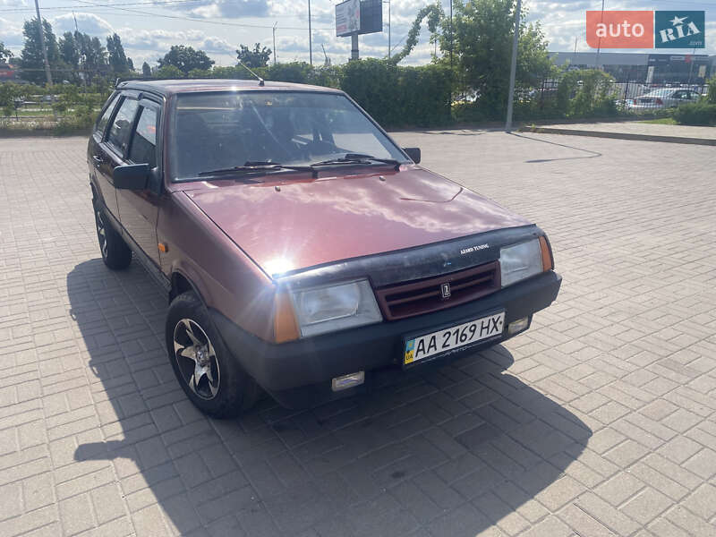 Хэтчбек ВАЗ / Lada 2109 2006 в Киеве