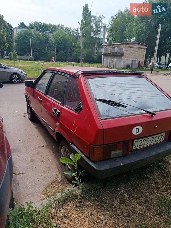 Хэтчбек ВАЗ / Lada 2109 1988 в Харькове