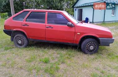 Хэтчбек ВАЗ / Lada 2109 2004 в Кременце