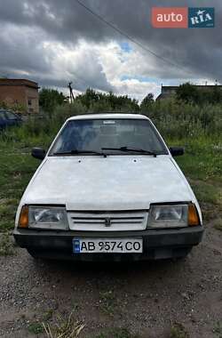 Хэтчбек ВАЗ 2109 1990 в 