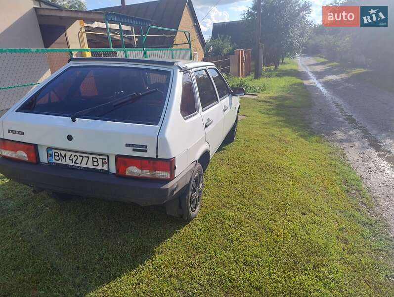 Хэтчбек ВАЗ / Lada 2109 2006 в Ромнах
