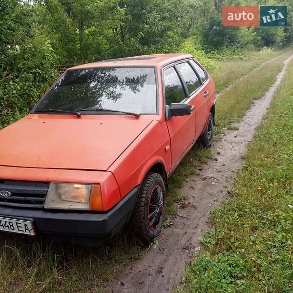 Хэтчбек ВАЗ / Lada 2109 1991 в Хмельницком