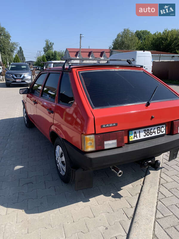 Хэтчбек ВАЗ / Lada 2109 1995 в Барышевке