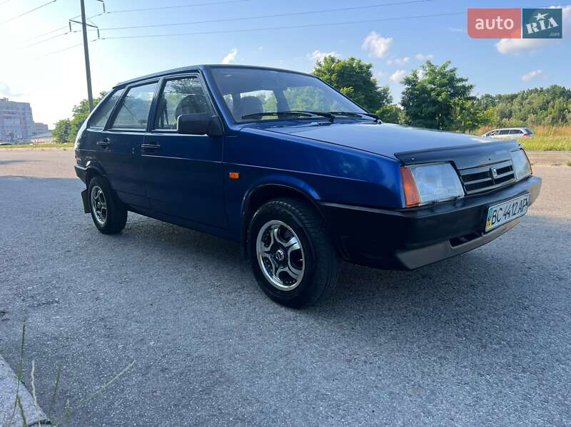 Хетчбек ВАЗ / Lada 2109 2006 в Львові