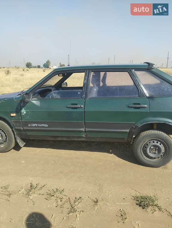 Хэтчбек ВАЗ / Lada 2109 1992 в Великой Александровке