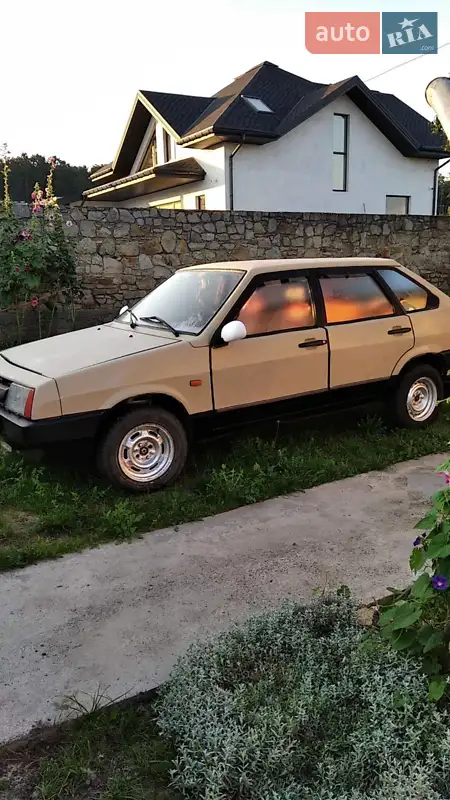 ВАЗ / Lada 2109