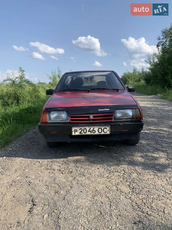 Хэтчбек ВАЗ 2109 1989 в 