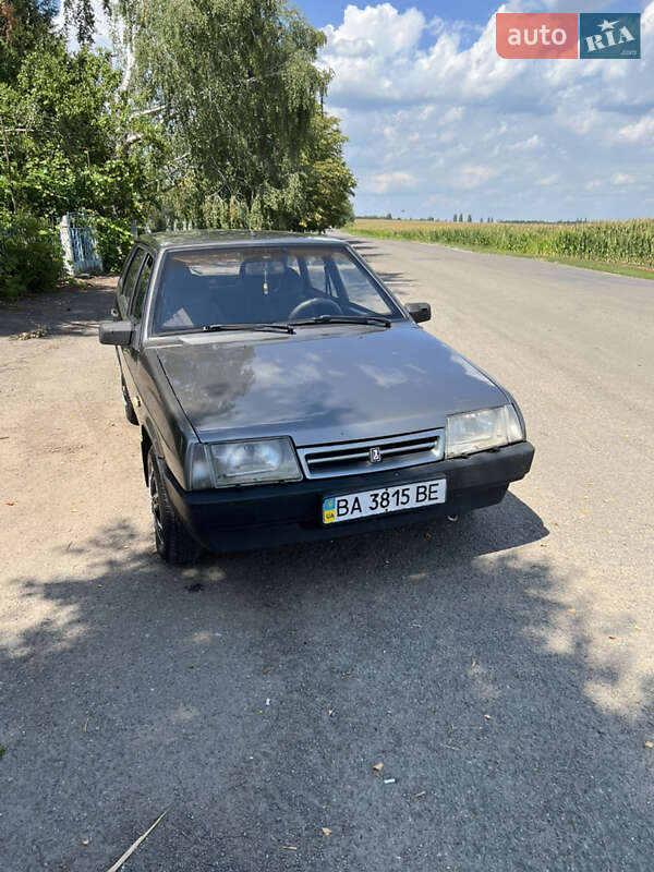Хэтчбек ВАЗ / Lada 2109 1995 в Гайвороне