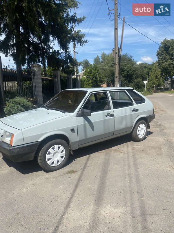 Хетчбек ВАЗ / Lada 2109 1990 в Білопіллі