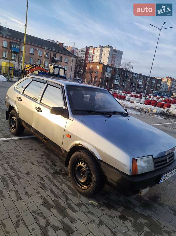 Хэтчбек ВАЗ / Lada 2109 2006 в Виннице