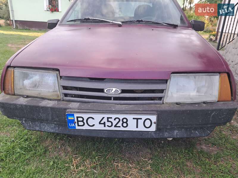 Хэтчбек ВАЗ / Lada 2109 1996 в Львове