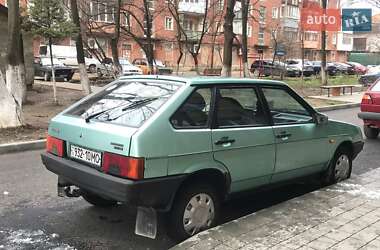 Хэтчбек ВАЗ 2109 2004 в 