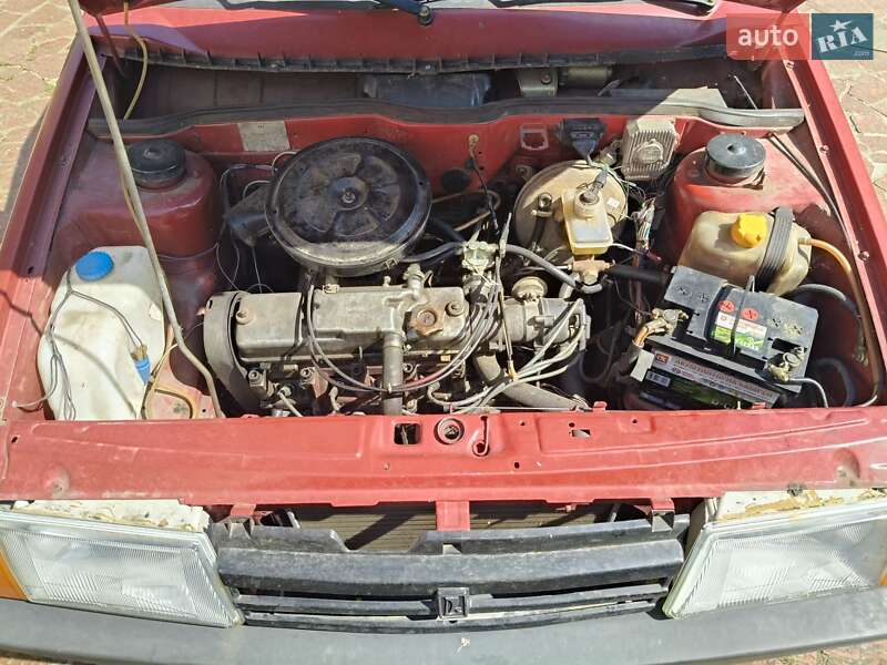 Хэтчбек ВАЗ / Lada 2109 1990 в Киеве фото 5 Хэтчбек ВАЗ / Lada 2109 1990 в Киеве