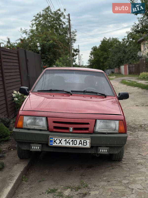 Хэтчбек ВАЗ / Lada 2109 1990 в Харькове